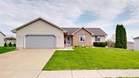 213 Wollet Dr, Fort Atkinson, WI 53538
