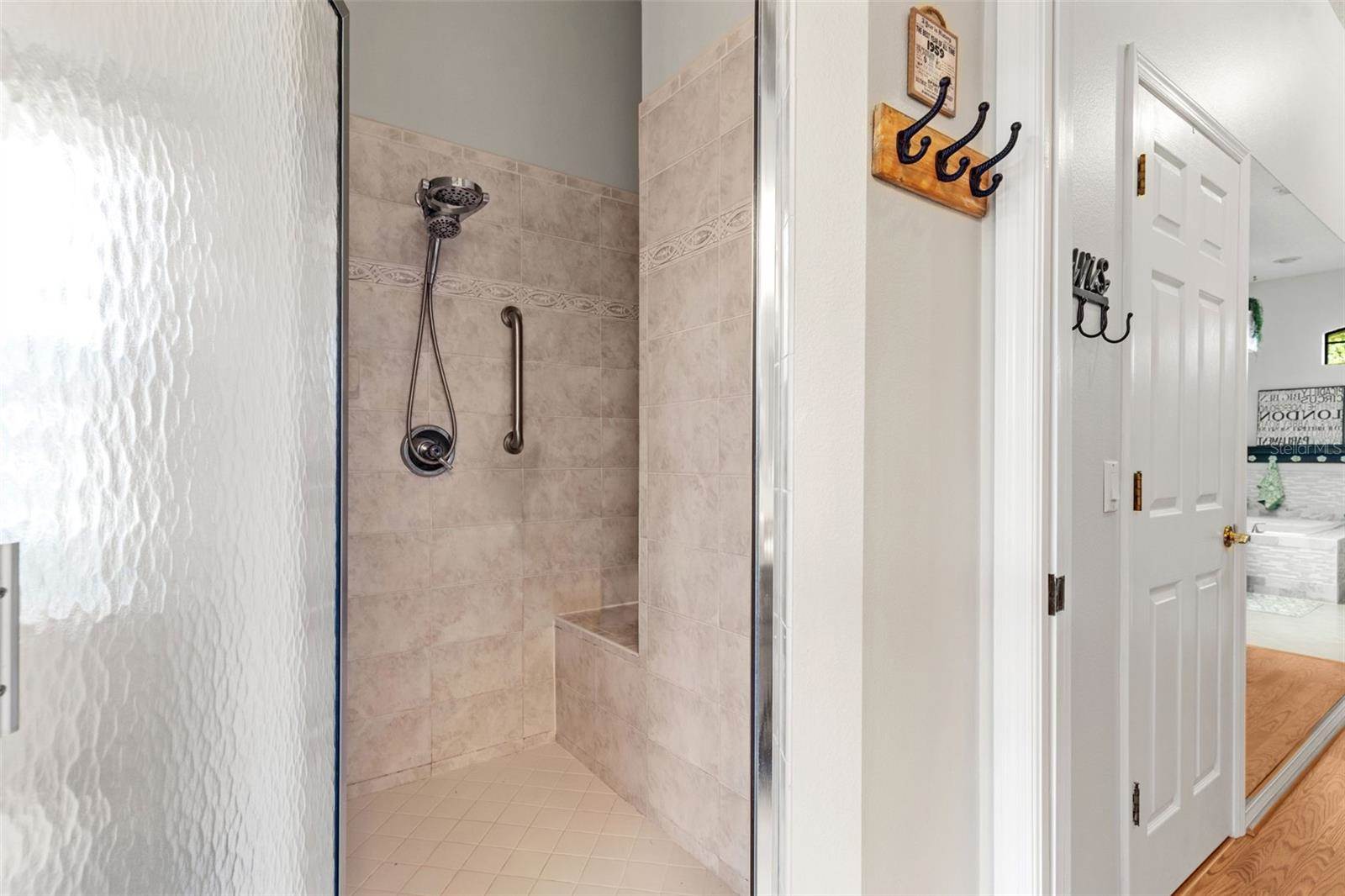 1102 Hunt Club Lane, Valrico, FL 33594