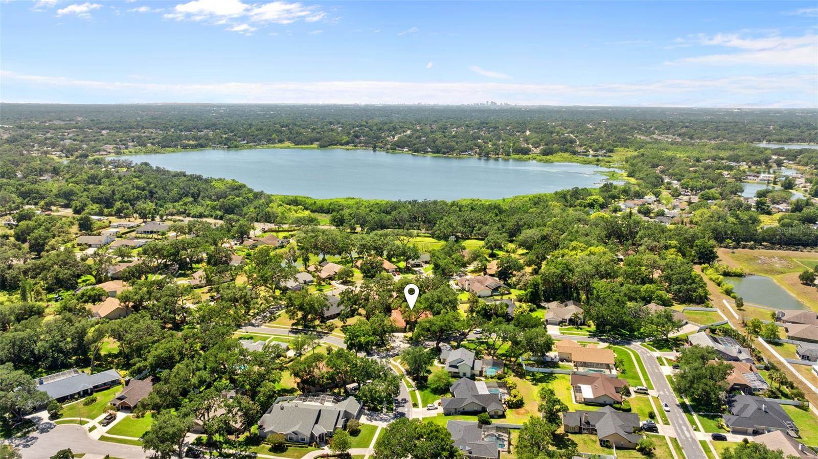 1102 Hunt Club Lane, Valrico, FL 33594