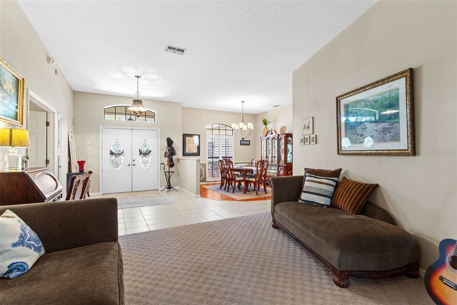 1102 Hunt Club Lane, Valrico, FL 33594