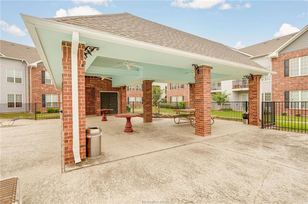 801 Luther Street, College Station, TX 77840