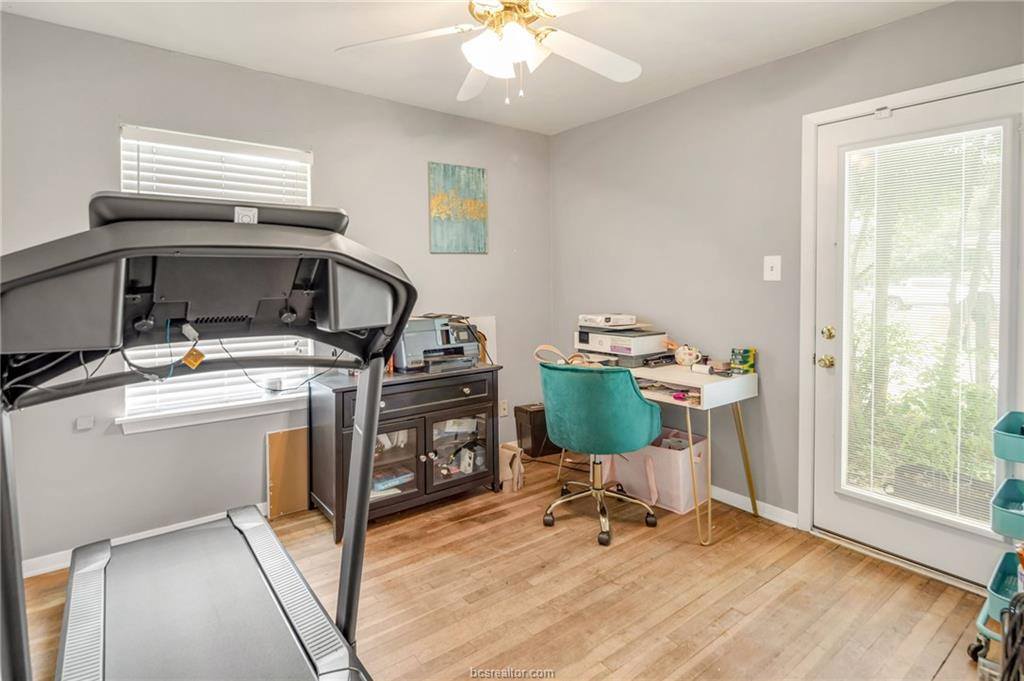 4210 Carter Creek Parkway, Bryan, TX 77802