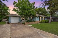 4210 Carter Creek Parkway, Bryan, TX 77802
