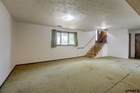 10224 M Street, Omaha, NE 68127