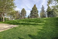 10224 M Street, Omaha, NE 68127