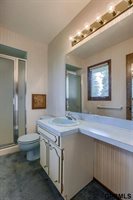 10224 M Street, Omaha, NE 68127