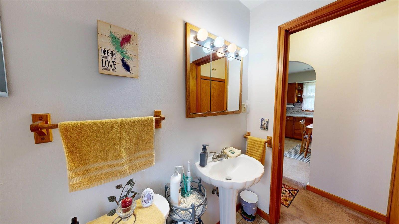 1410 Stoughton Ave, Tomah, WI 54660