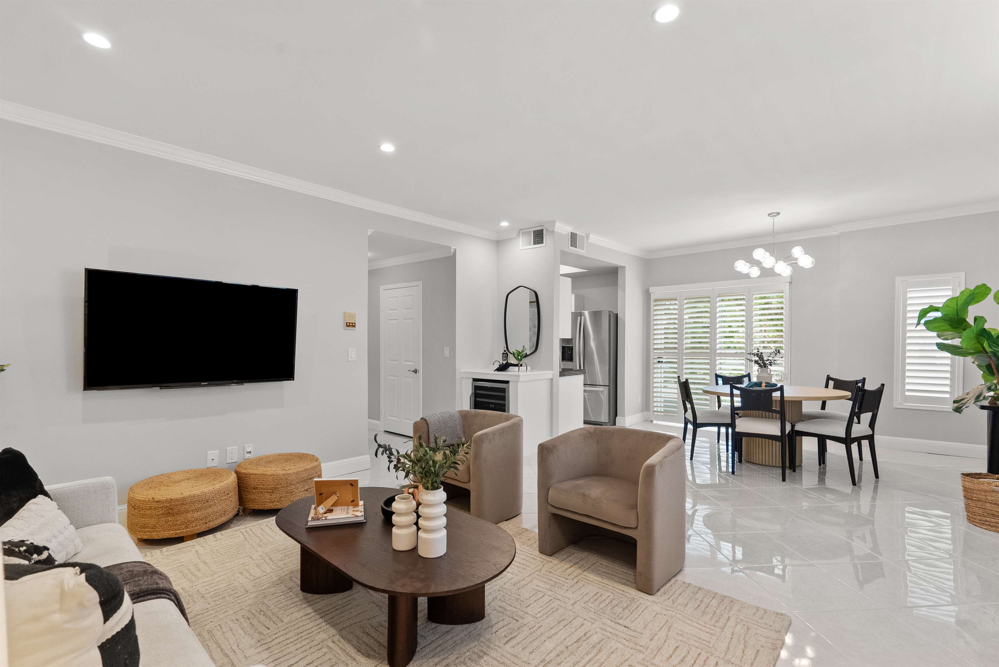 14441 Benefit St., Sherman Oaks, CA 91423