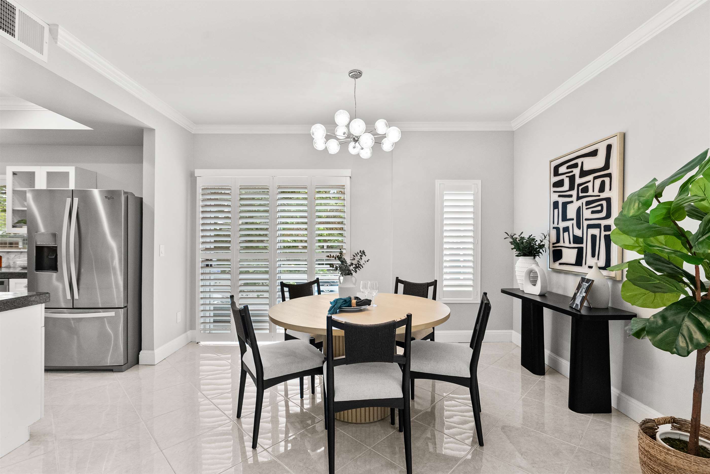 14441 Benefit St., Sherman Oaks, CA 91423