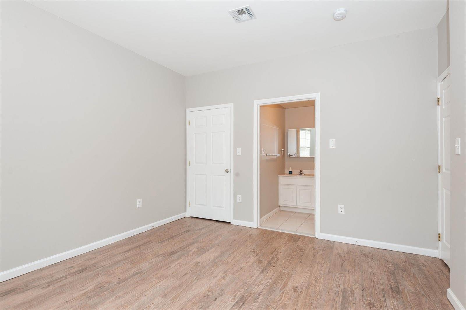 248 Pine St, JC, Bergen-Lafayett, NJ 07304