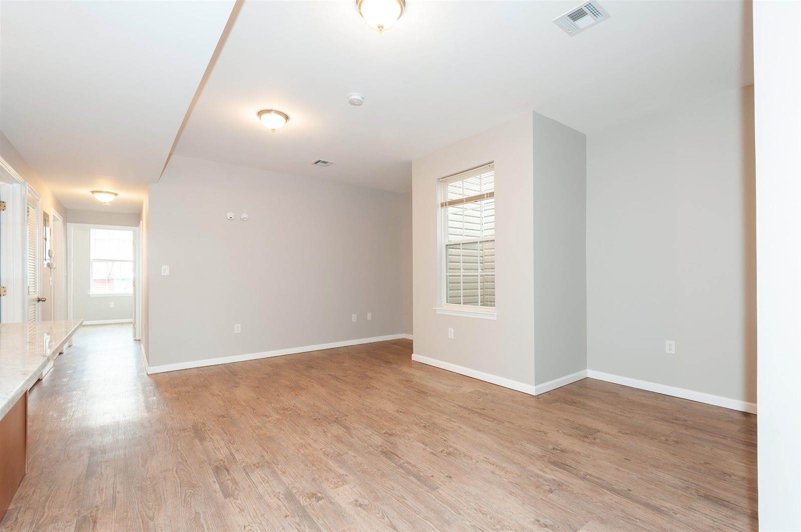 248 Pine St, JC, Bergen-Lafayett, NJ 07304