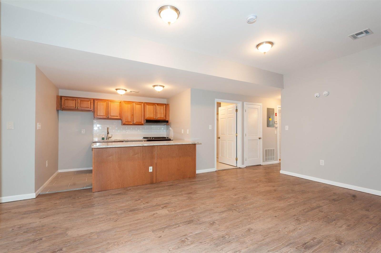 248 Pine St, JC, Bergen-Lafayett, NJ 07304