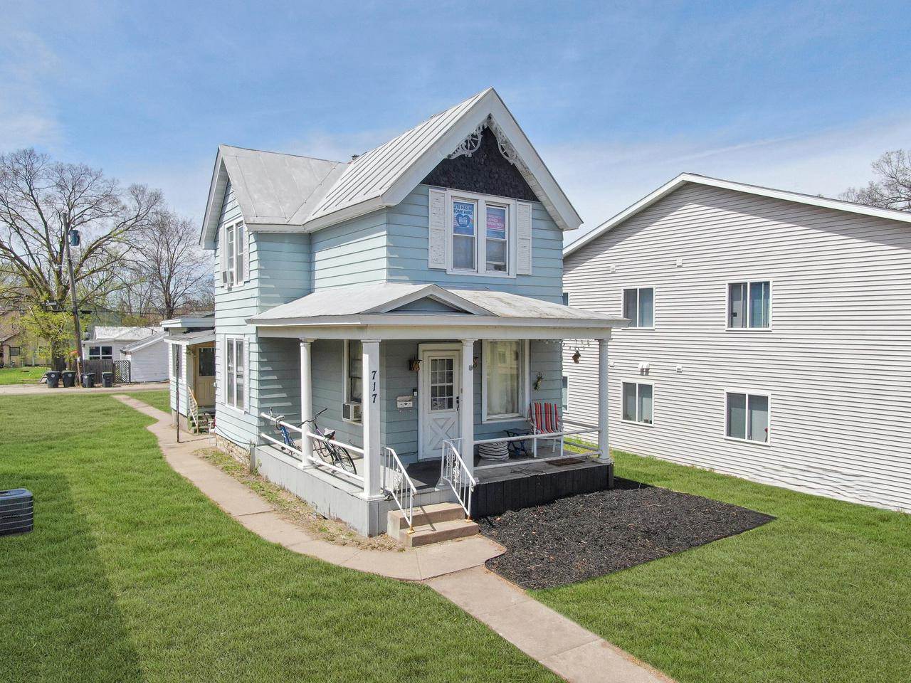 627 10th STREET N, La Crosse, WI 54601