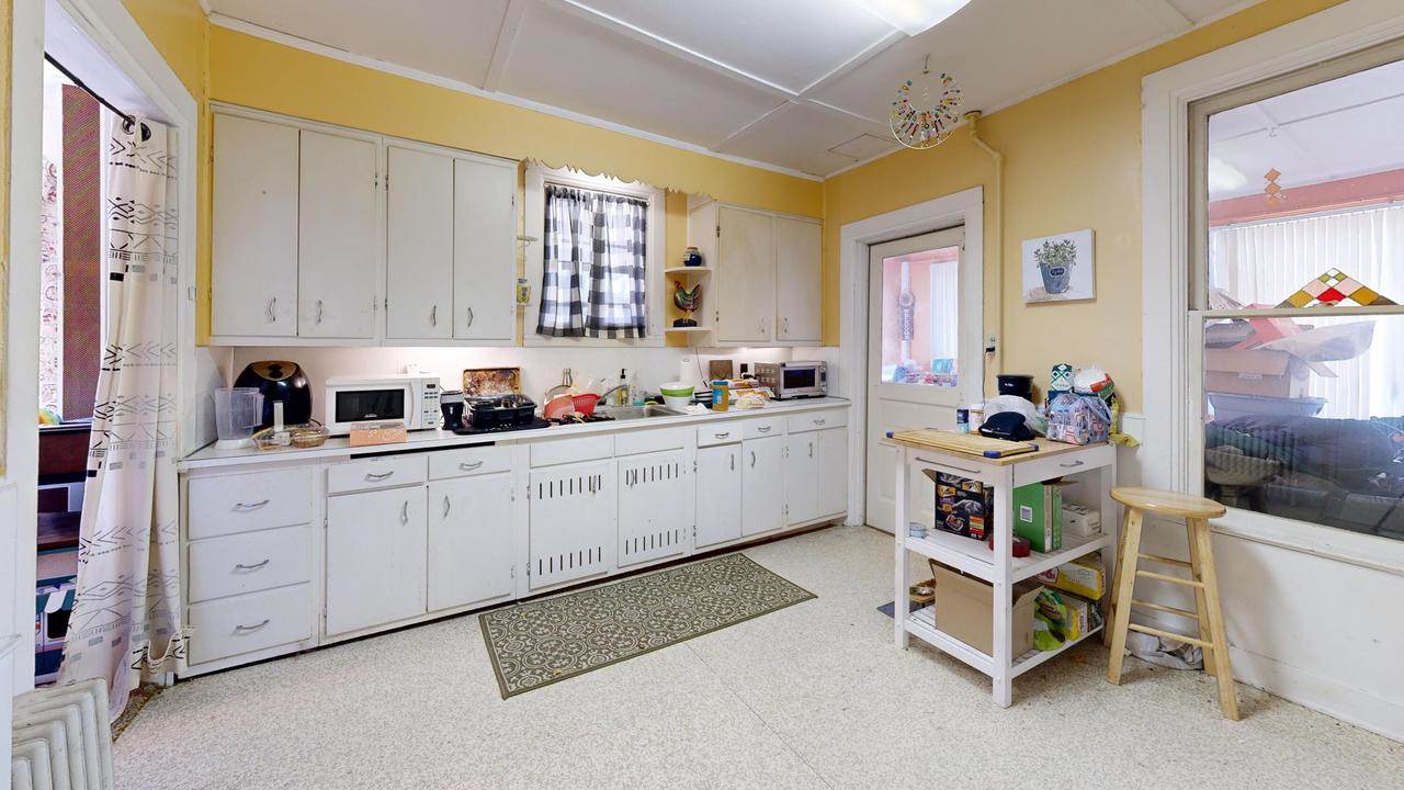 627 10th STREET N, La Crosse, WI 54601