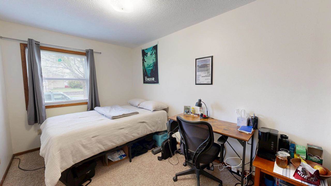 627 10th STREET N, La Crosse, WI 54601