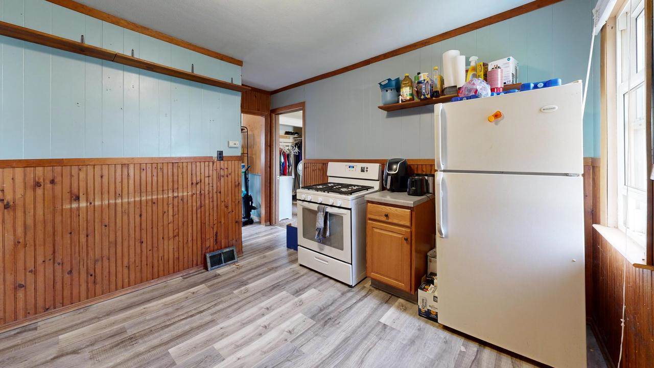 627 10th STREET N, La Crosse, WI 54601