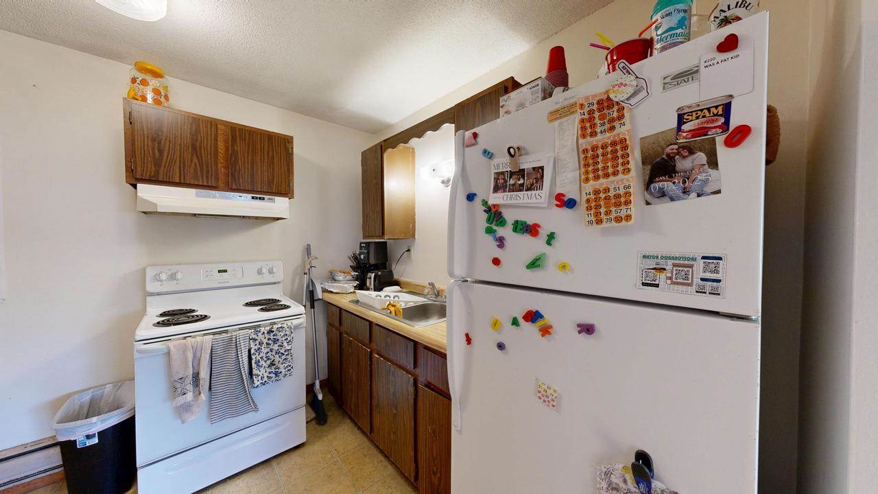 627 10th STREET N, La Crosse, WI 54601