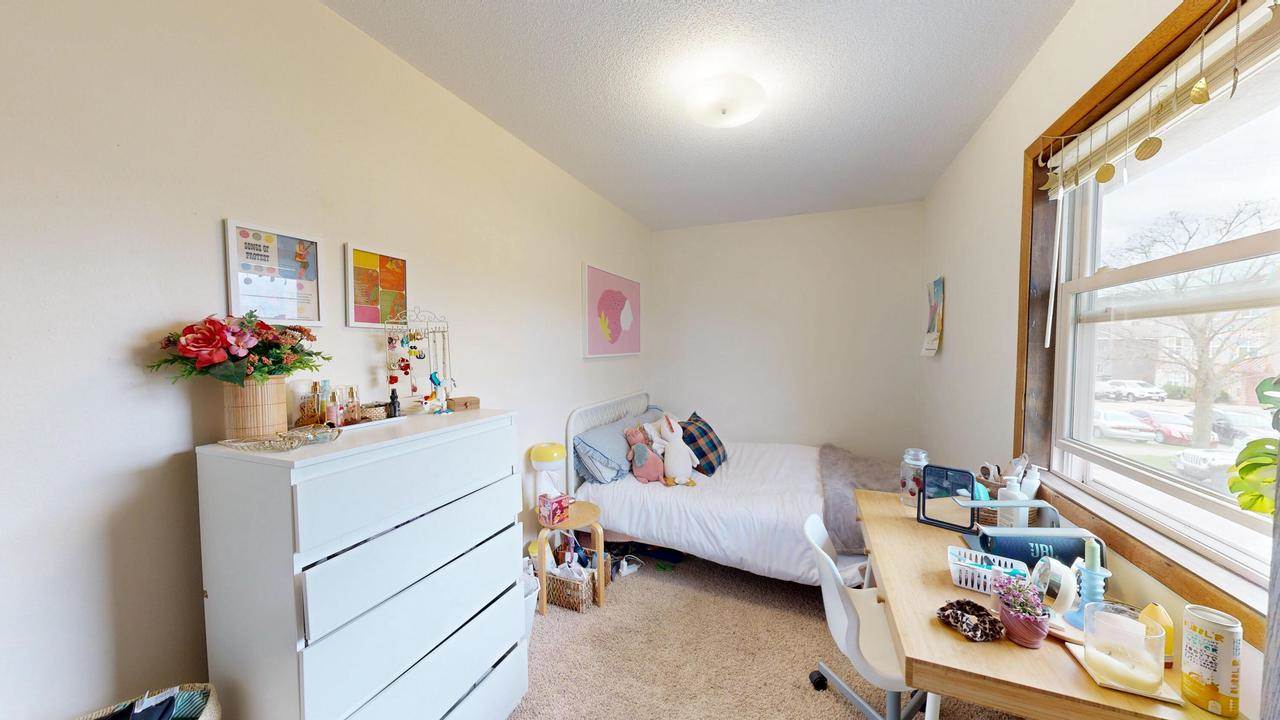 627 10th STREET N, La Crosse, WI 54601