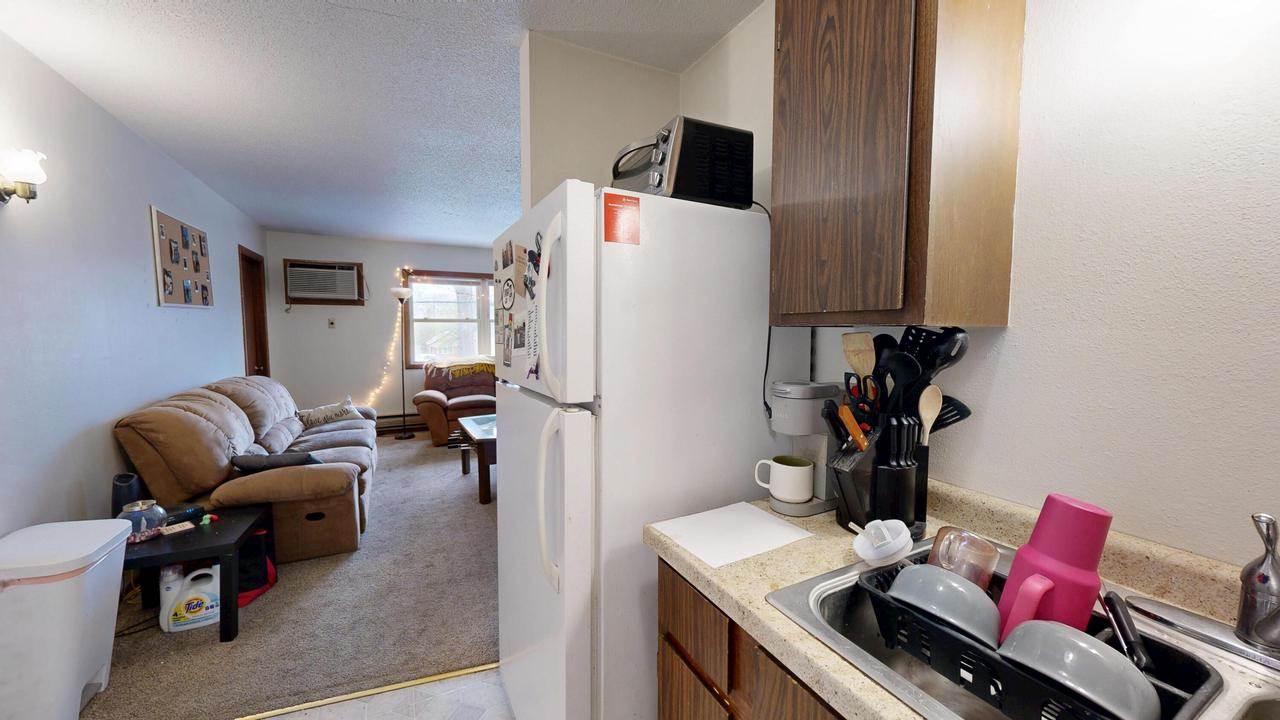 627 10th STREET N, La Crosse, WI 54601