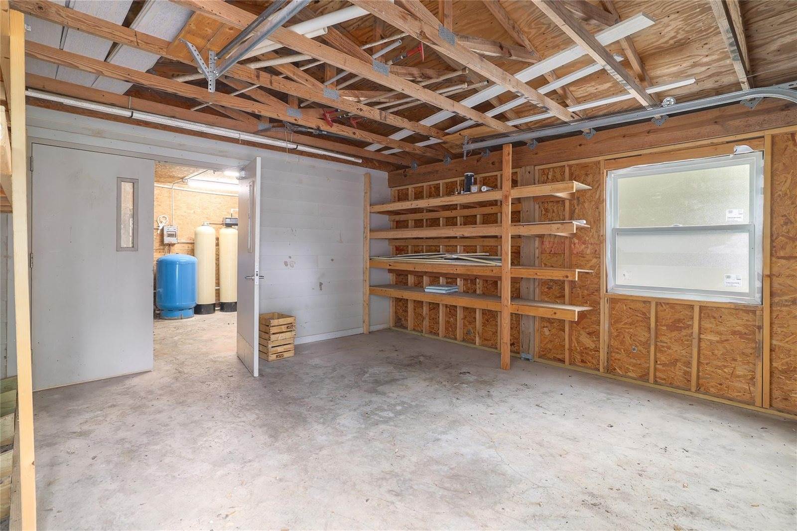 16 Tall Oaks Trl, Austin, TX 78737