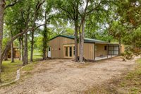 16 Tall Oaks Trl, Austin, TX 78737