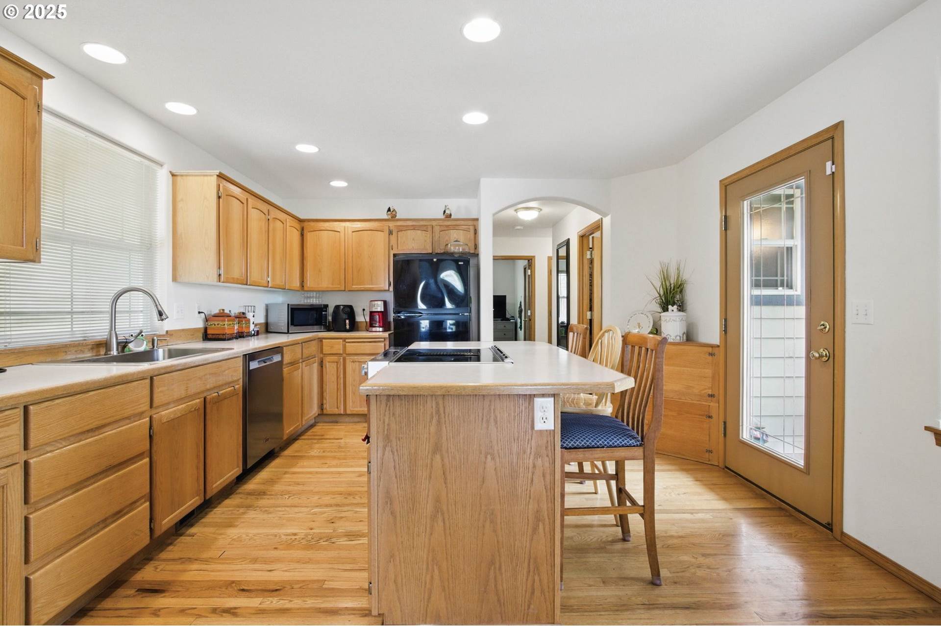 1775 NW 8th St, McMinnville, OR 97128