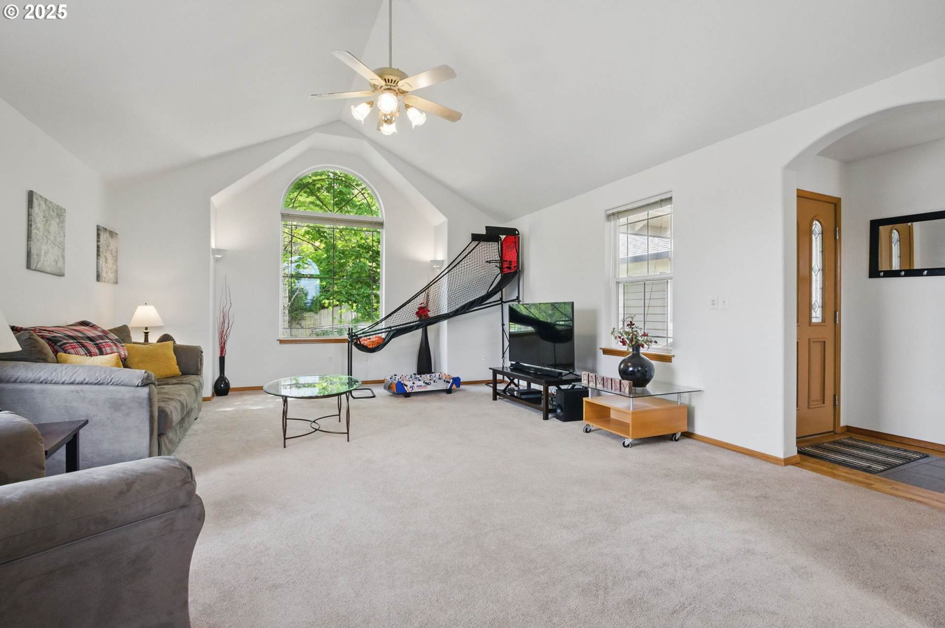 1775 NW 8th St, McMinnville, OR 97128