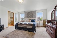 1775 NW 8th St, McMinnville, OR 97128