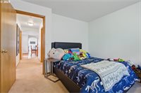 1775 NW 8th St, McMinnville, OR 97128