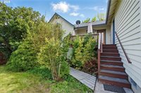 1775 NW 8th St, McMinnville, OR 97128