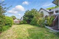 1775 NW 8th St, McMinnville, OR 97128