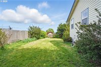 1775 NW 8th St, McMinnville, OR 97128