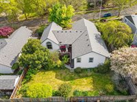 1775 NW 8th St, McMinnville, OR 97128