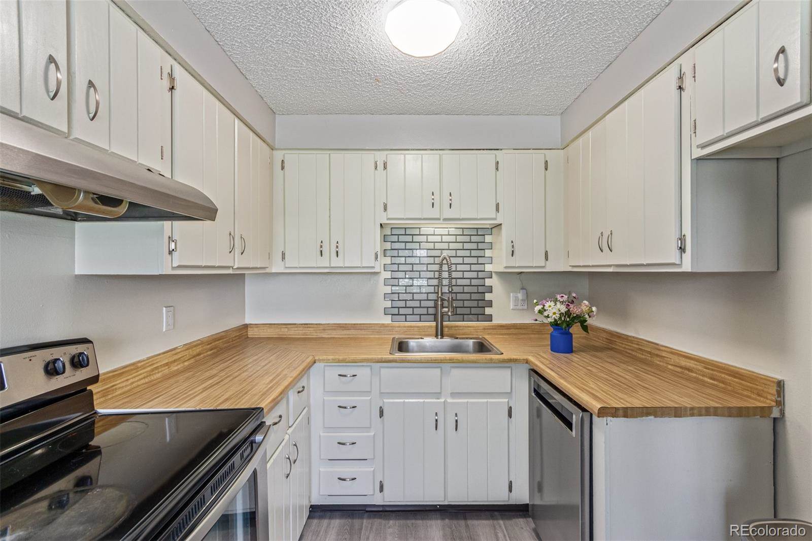 13977 East Bails Place, Aurora, CO 80012