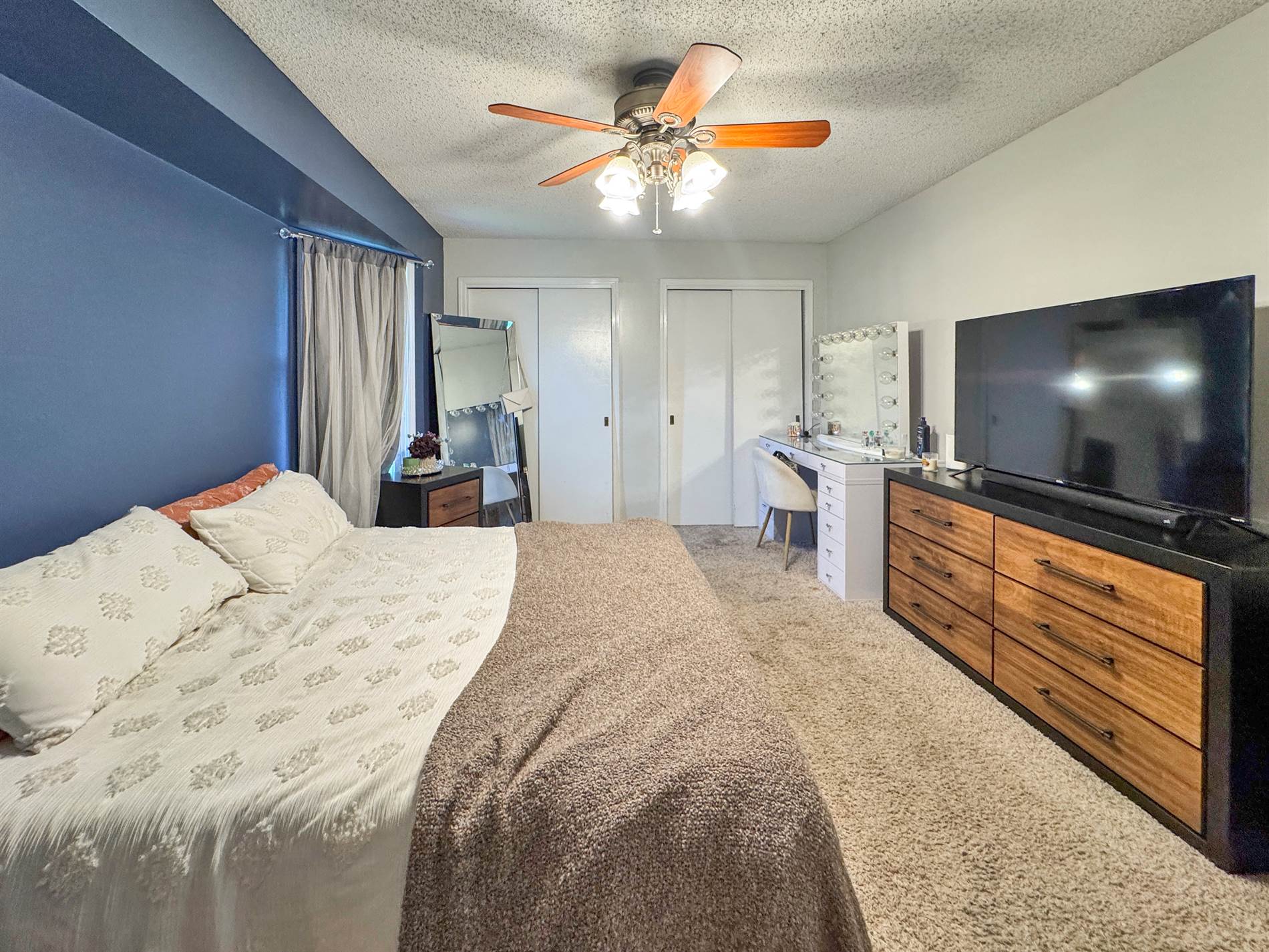 3430 SE Burton ST, Topeka, KS 66605