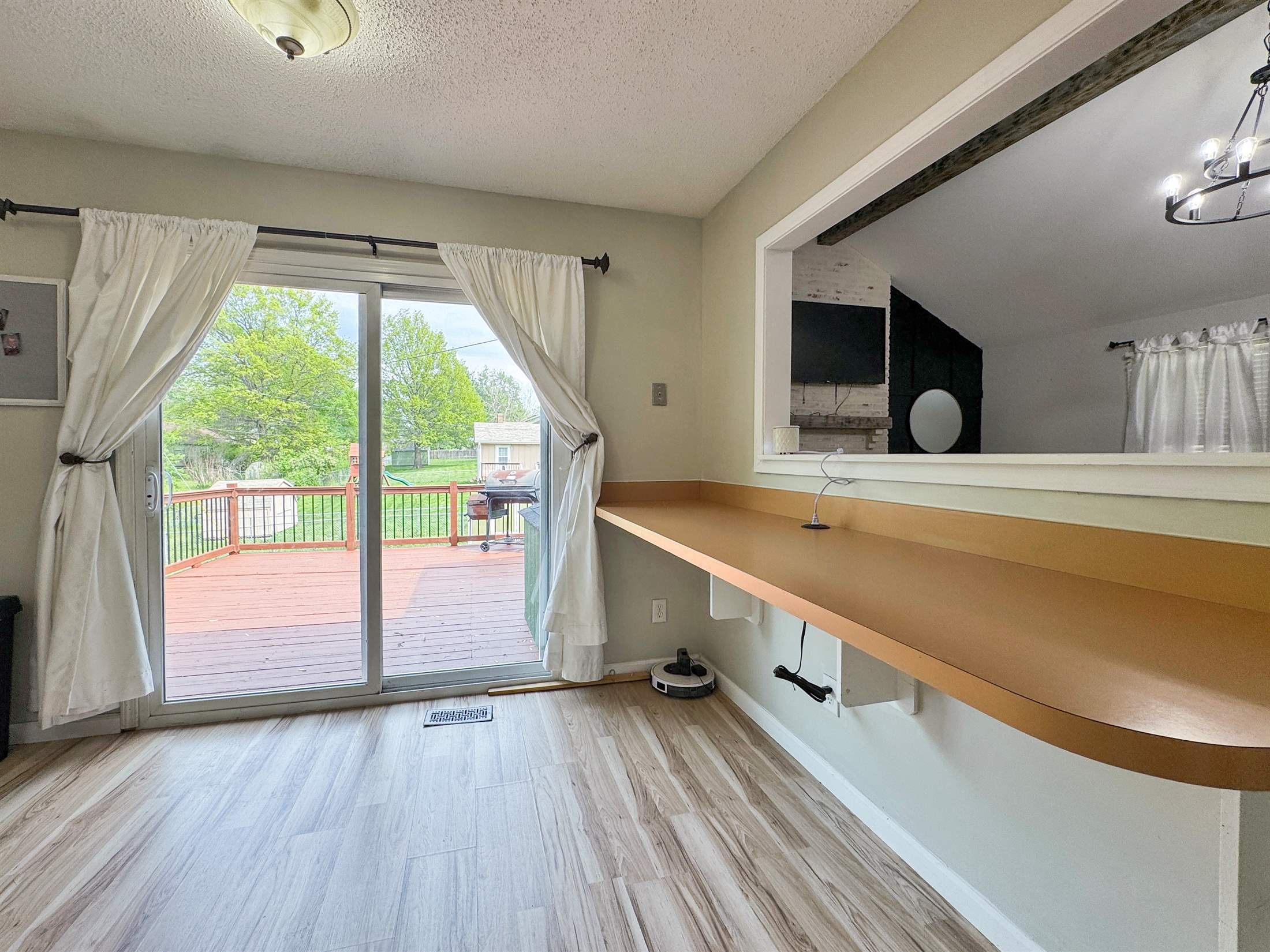 3430 SE Burton ST, Topeka, KS 66605