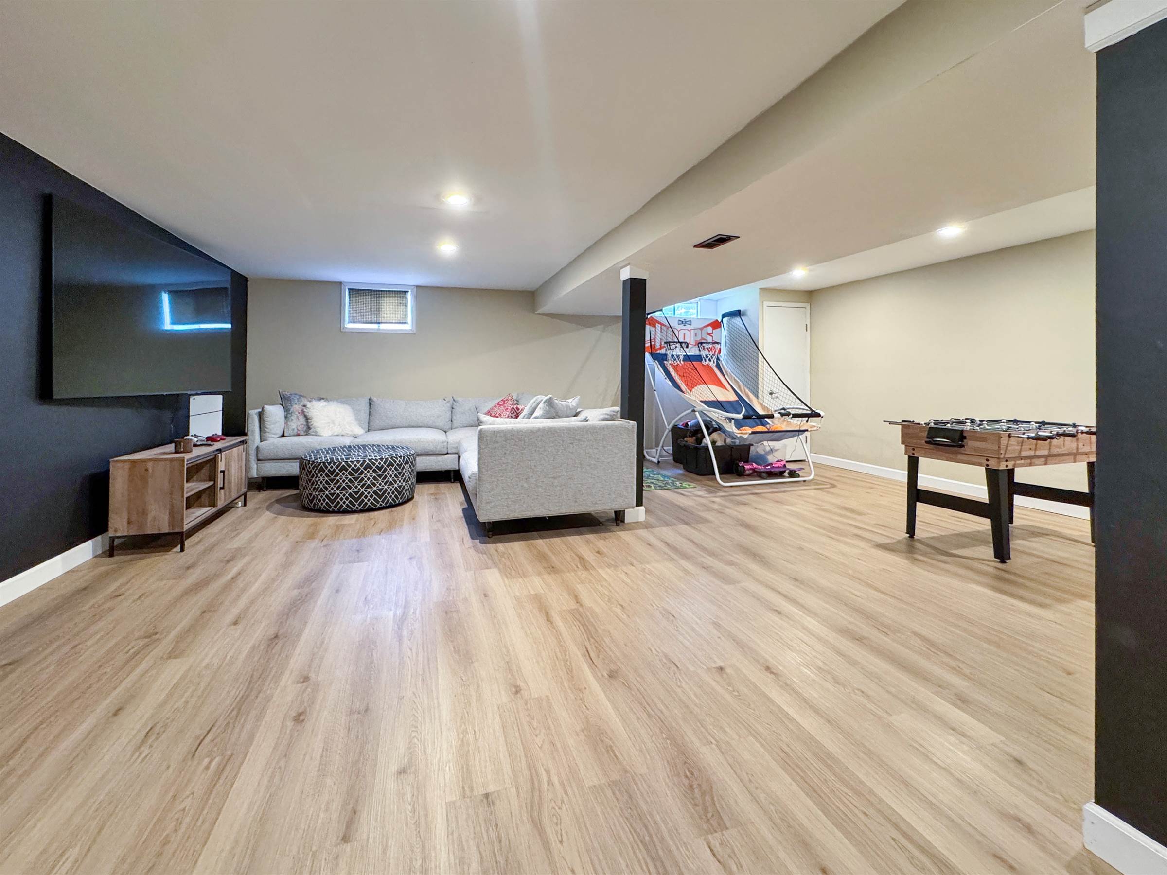 3430 SE Burton ST, Topeka, KS 66605