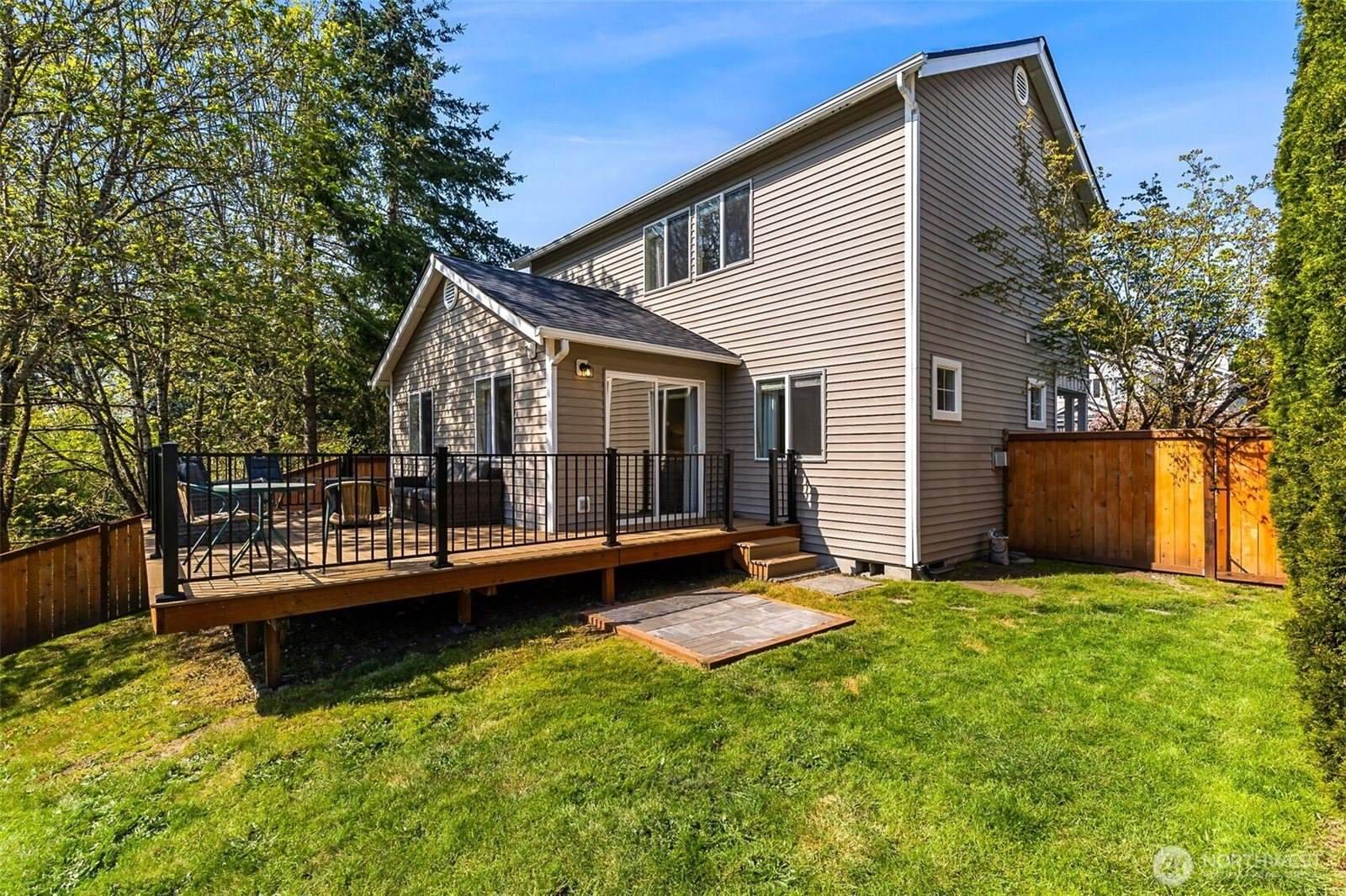 2617 Meyer Street, Dupont, WA 98327