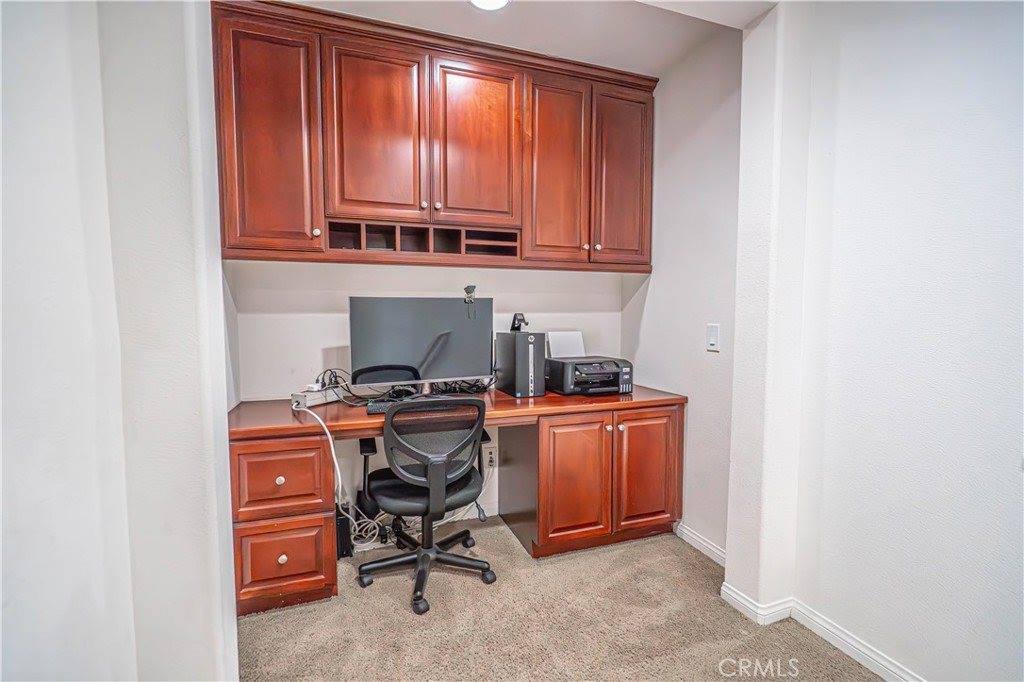 19303 Opal Lane, Saugus, CA 91350