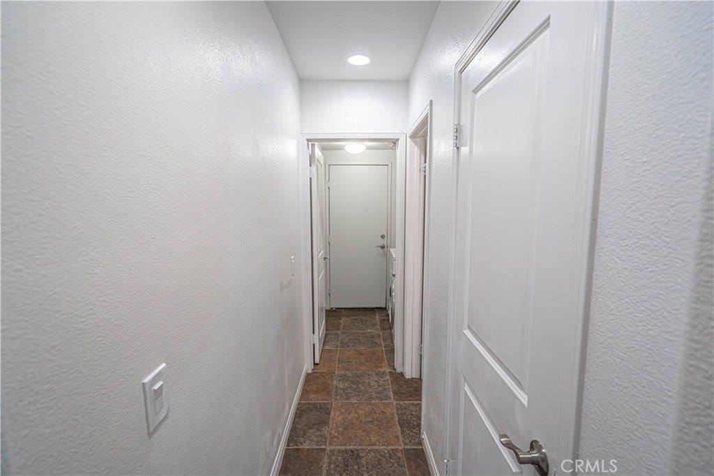 19303 Opal Lane, Saugus, CA 91350