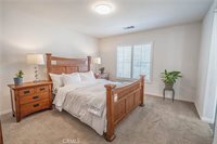 19303 Opal Lane, Saugus, CA 91350