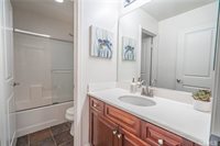 19303 Opal Lane, Saugus, CA 91350