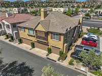 19303 Opal Lane, Saugus, CA 91350