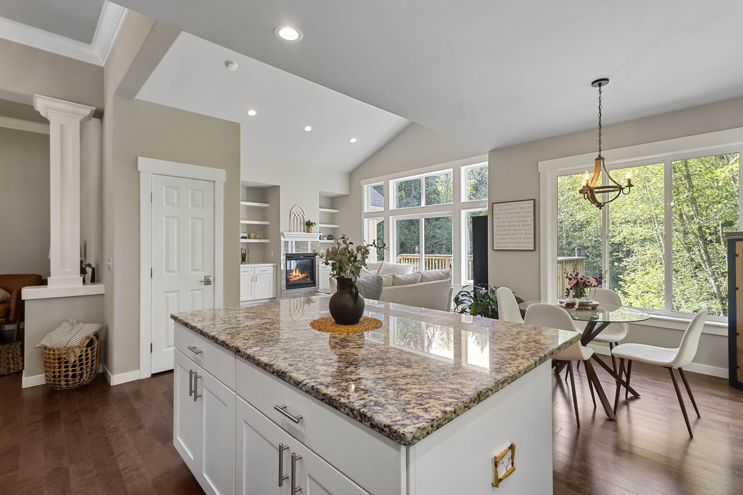 4703 Beaver Pond Drive South, Mount Vernon, WA 98274