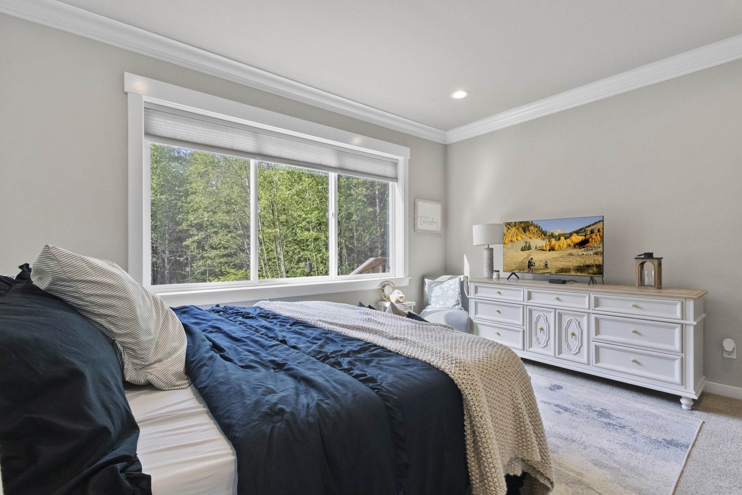 4703 Beaver Pond Drive South, Mount Vernon, WA 98274