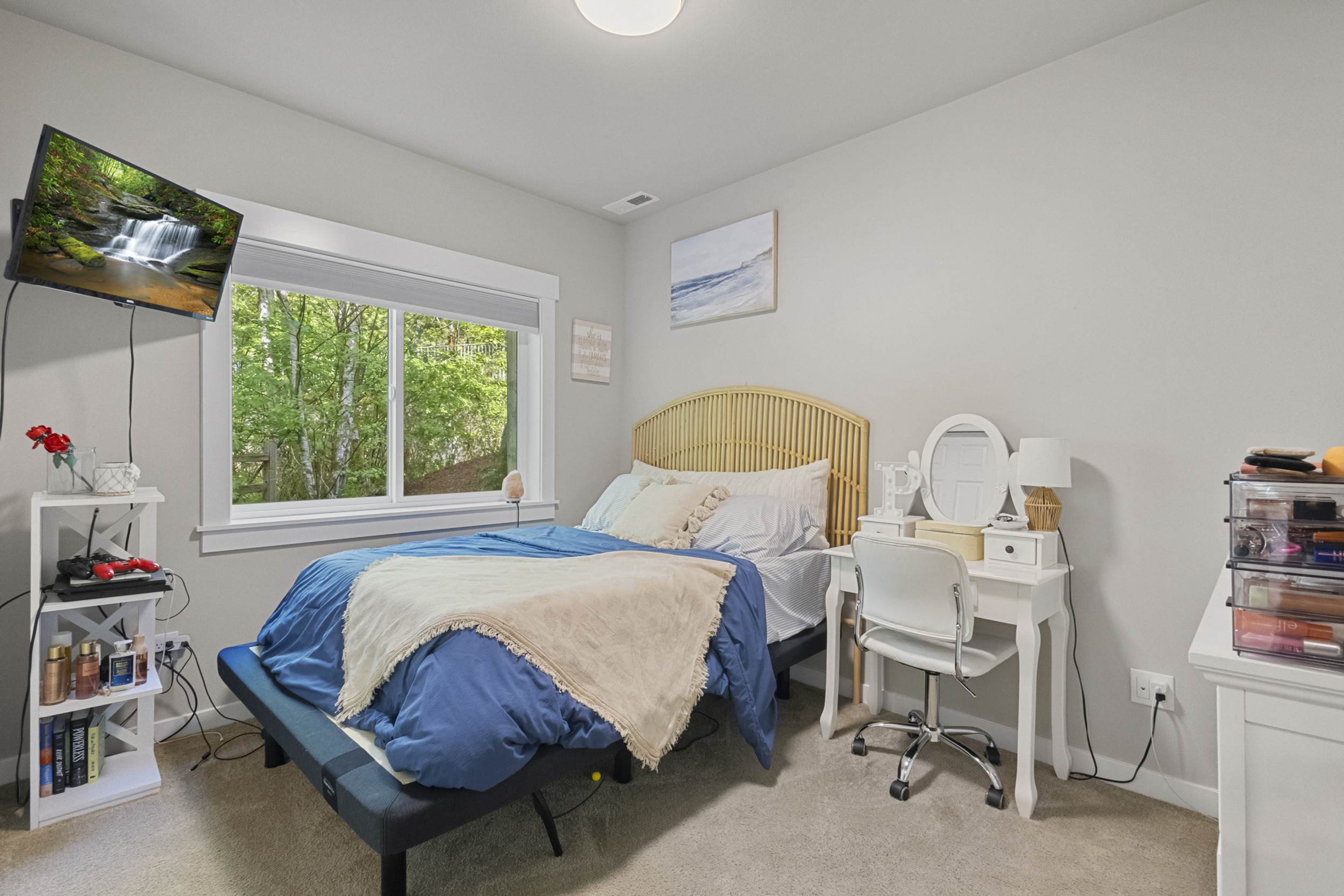 4703 Beaver Pond Drive South, Mount Vernon, WA 98274