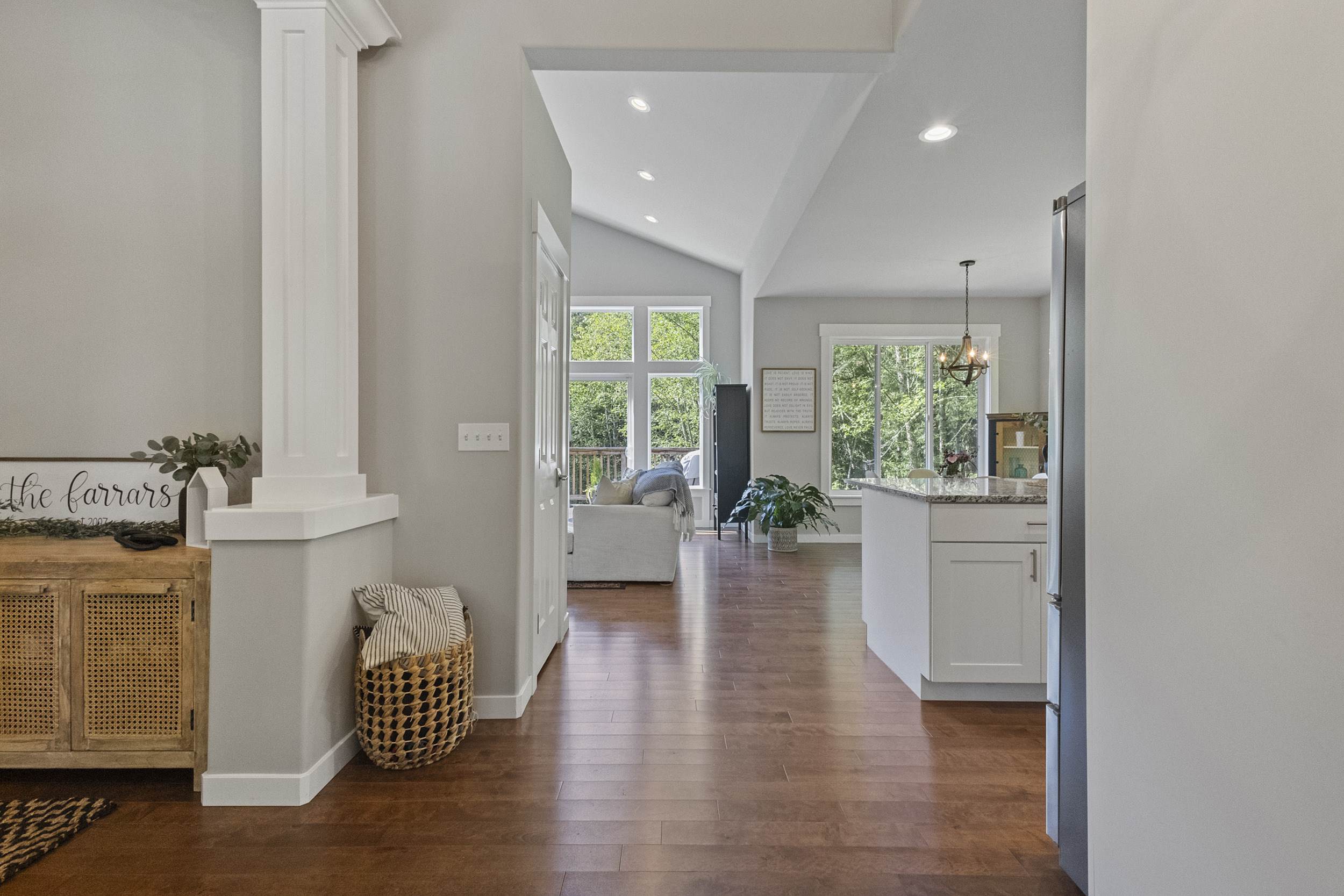 4703 Beaver Pond Drive South, Mount Vernon, WA 98274