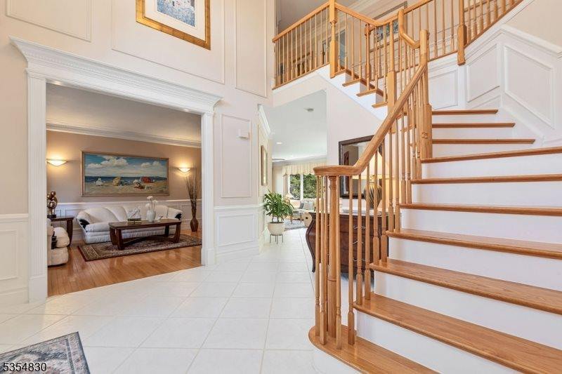 8 Softwood Way, Warren Township, NJ 07059