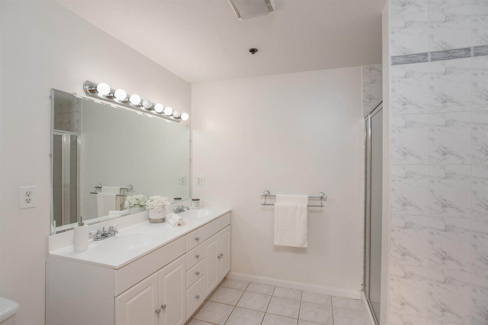 109 Jackson St, #2C, Hoboken, NJ 07030