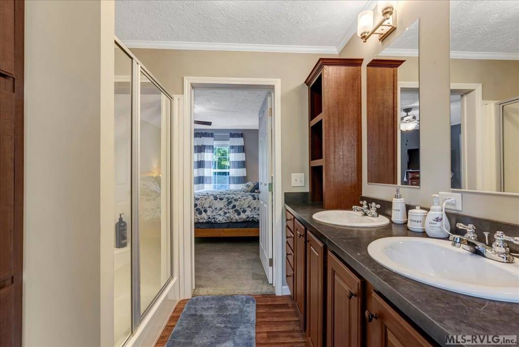 154 Herman Road, Bracey, VA 23919